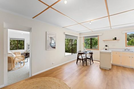 Photo of property in 13 Reeves Street, Waikanae Beach, Waikanae, 5036