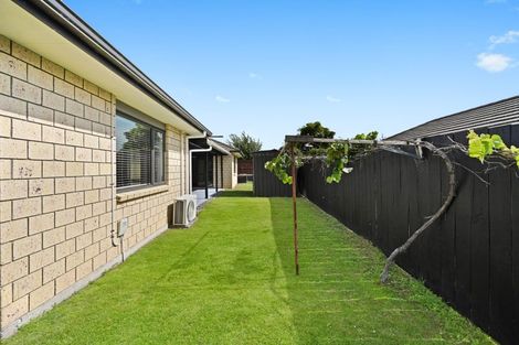 Photo of property in 12 Te Ironui Place, Huntington, Hamilton, 3210