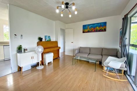 Photo of property in 22 Squirrel Lane, Browns Bay, Auckland, 0630