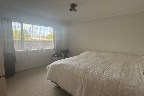Photo of property in 46 Hutchinsons Road, Bucklands Beach, Auckland, 2014
