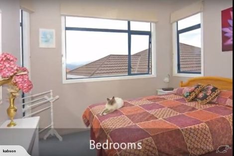 Photo of property in 12 Signallers Grove, Strathmore Park, Wellington, 6022