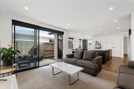 Photo of property in 11 Maara Close, Papamoa Beach, Papamoa, 3118