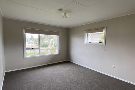 Photo of property in 6 Hughson Street, Waitara, 4320
