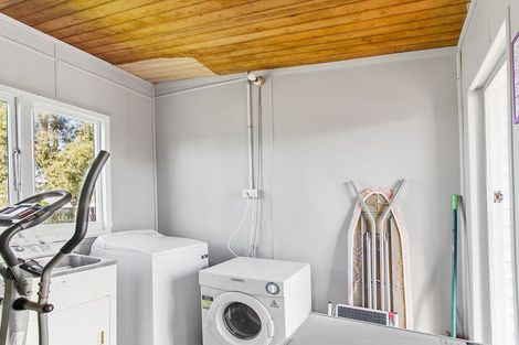 Photo of property in 30 Parsonage Road, Waimate, 7924