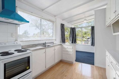 Photo of property in 51 Normanton Street, Glenfield, Auckland, 0629