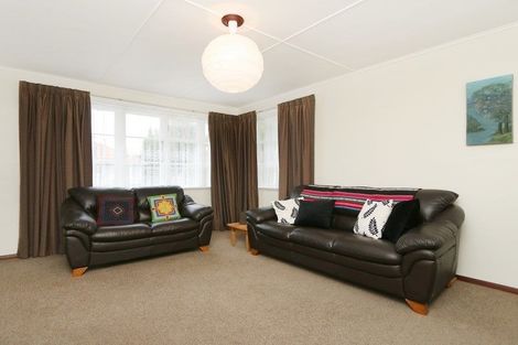 Photo of property in 8 Belfast Place, Roslyn, Palmerston North, 4414