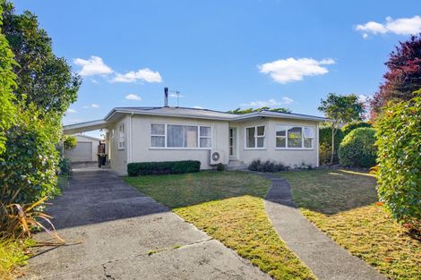 Photo of property in 15 Keats Crescent, Stoke, Nelson, 7011