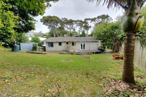 Photo of property in 1/24 Contessa Drive, Glenfield, Auckland, 0629