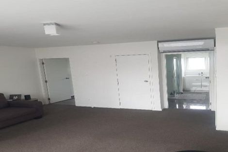 Photo of property in 33 Seddon Road, Frankton, Hamilton, 3204