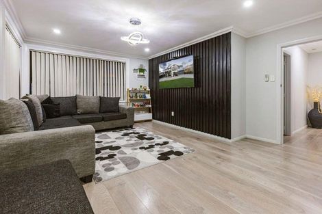 Photo of property in 37 Margaret Road, Papatoetoe, Auckland, 2025