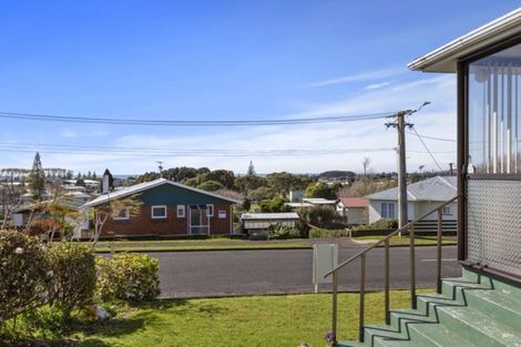Photo of property in 3 George Street, Waitara, 4320