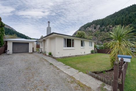 Photo of property in 17 Sawmill Road, Queenstown, 9300