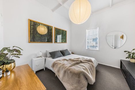 Photo of property in 8 Cadman Avenue, Waterview, Auckland, 1026