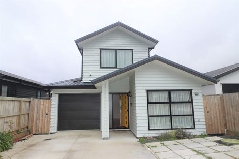 Photo of property in 18 Castlepoint Avenue, Takanini, 2110