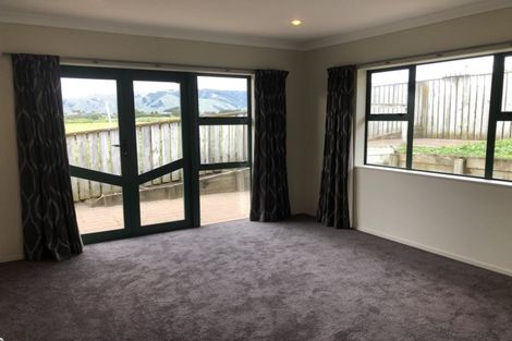 Photo of property in 13 Brendan Drive, Te Horo Beach, Otaki, 5581