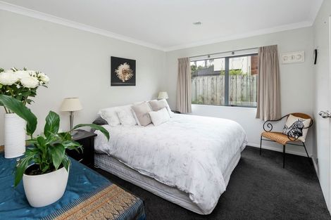 Photo of property in 21 Byblos Place, The Gardens, Auckland, 2105