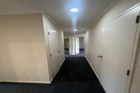 Photo of property in 3 Nephin Place, East Tamaki Heights, Auckland, 2016
