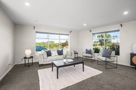 Photo of property in 30 Davaar Crescent, Broomfield, Christchurch, 8042
