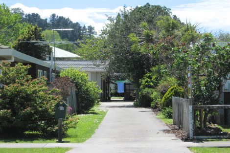 Photo of property in 102 Iranui Road, Inner Kaiti, Gisborne, 4010