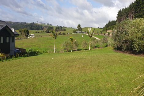 Photo of property in 19 Lori Lane, Coopers Beach, 0420