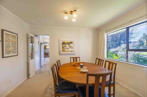 Photo of property in 3 The Avenue, Paraparaumu Beach, Paraparaumu, 5032