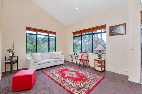 Photo of property in 22 Kate Sheppard Avenue, Torbay, Auckland, 0630