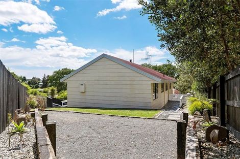 Photo of property in 13a Bishoprick Crescent, Te Puke, 3119