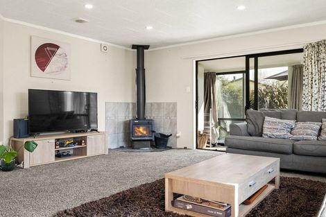 Photo of property in 19 Kennard Crescent, Karitane, Waikouaiti, 9471
