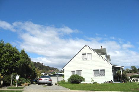 Photo of property in 6 Gipps Street, Atawhai, Nelson, 7010