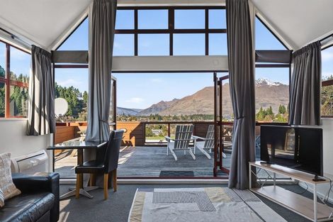 Photo of property in 8b Kiely Lane, Queenstown, 9300