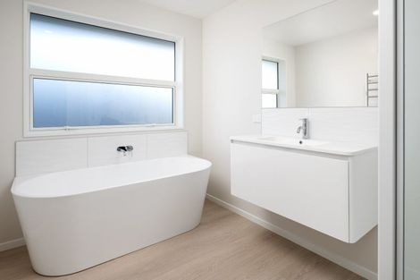 Photo of property in 14 Whitehall Drive, Springlands, Blenheim, 7201