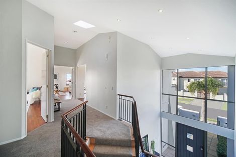 Photo of property in 12 Quedley Court, Eastern Beach, Auckland, 2012