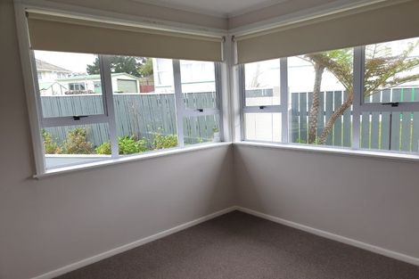 Photo of property in 15 Mckillop Street, Ranui, Porirua, 5024