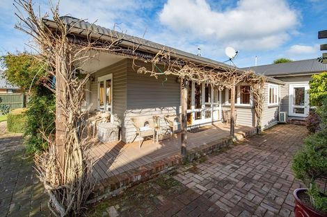 Photo of property in 130 Memorial Avenue, Burnside, Christchurch, 8053