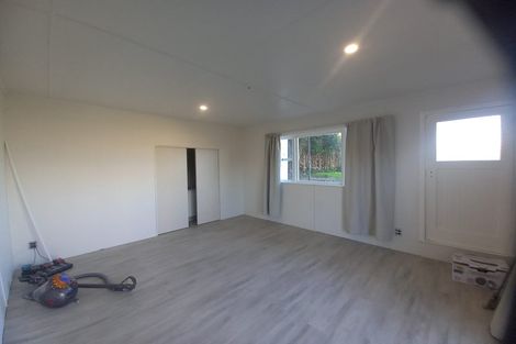 Photo of property in 5 Tiri Road, Manly, Whangaparaoa, 0930