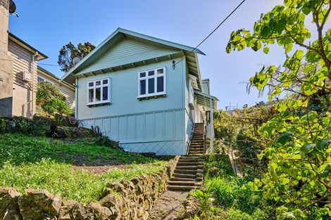 Photo of property in 46 Pembroke Road, Northland, Wellington, 6012