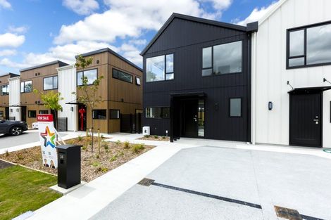 Photo of property in 34 Dahl Drive, Wallaceville, Upper Hutt, 5018