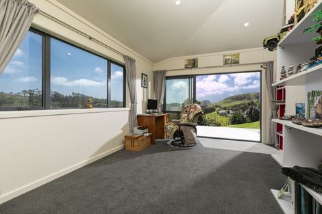 Photo of property in 123 Taiapa Valley Road, Muriwai, Waimauku, 0881