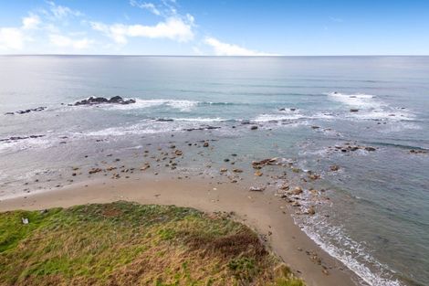 Photo of property in 1095 Mataikona Road, Mataikona, Tinui, 5889