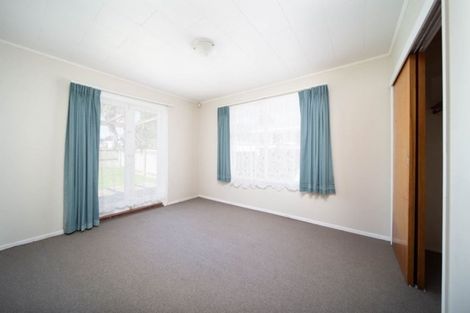 Photo of property in 10 Ben Lora Place, Mangere East, Auckland, 2024