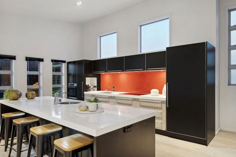 Photo of property in 50 Shandon Road, Vauxhall, Dunedin, 9013