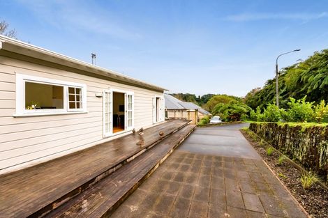 Photo of property in 11 Sycamore Grove, Lower Vogeltown, New Plymouth, 4310