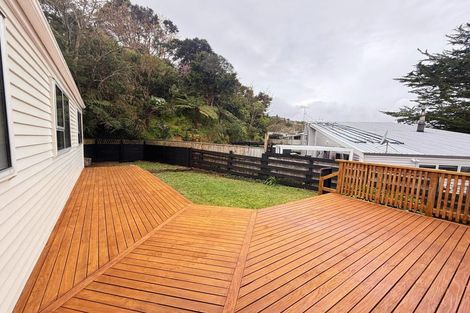 Photo of property in 11 Solander Place, Whitby, Porirua, 5024