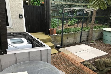 Photo of property in 8 Ocean View Terrace, Sumner, Christchurch, 8081