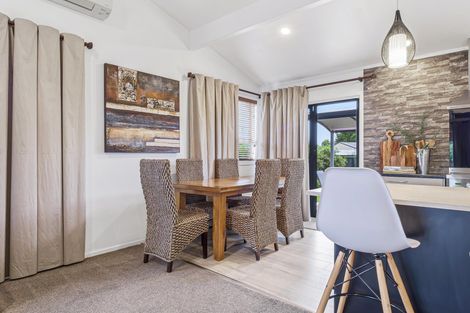 Photo of property in 1 Frame Street, Leamington, Cambridge, 3432