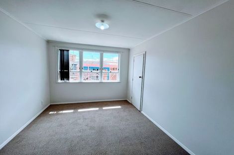 Photo of property in 65 Arimu Road, Papakura, 2110