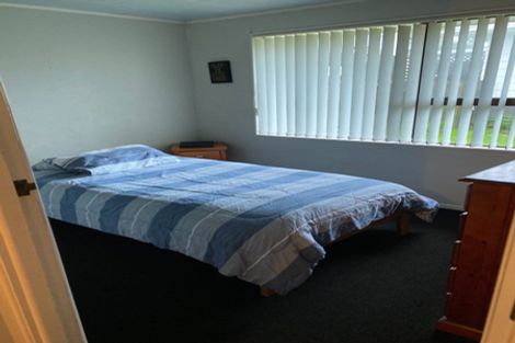 Photo of property in 106 Moire Road, West Harbour, Auckland, 0618