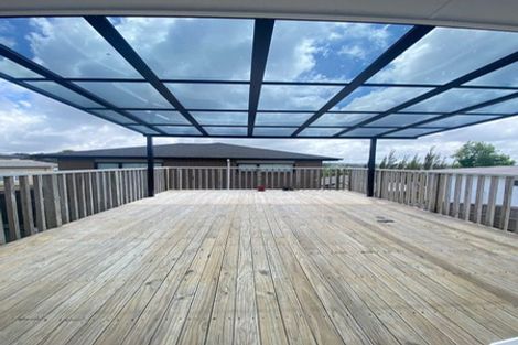 Photo of property in 211 Sturges Road, Henderson, Auckland, 0612