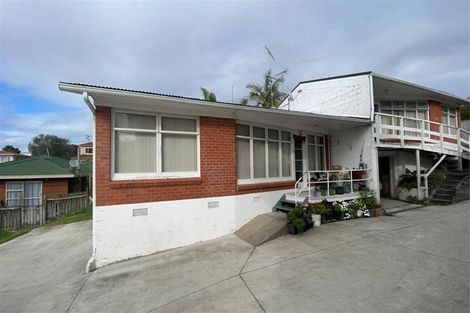Photo of property in 12c Dawn Place, Te Atatu South, Auckland, 0610