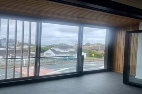 Photo of property in Frank Sargeson Apts, 201/74 Anzac Street, Takapuna, Auckland, 0622